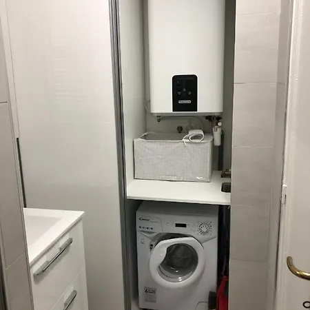 Neptune 5, Floor Studio, Sea View Apartment Menton