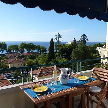 Neptune 5, Floor Studio, Sea View Menton